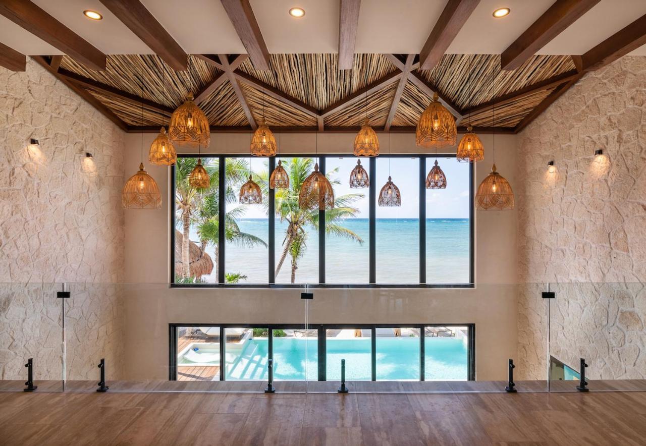 Villa Tulumar Beachfront Luxury Villa- Full Service Экстерьер фото
